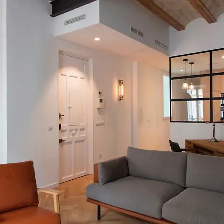 Apartamento Elegante Em Estilo Individual شقة *